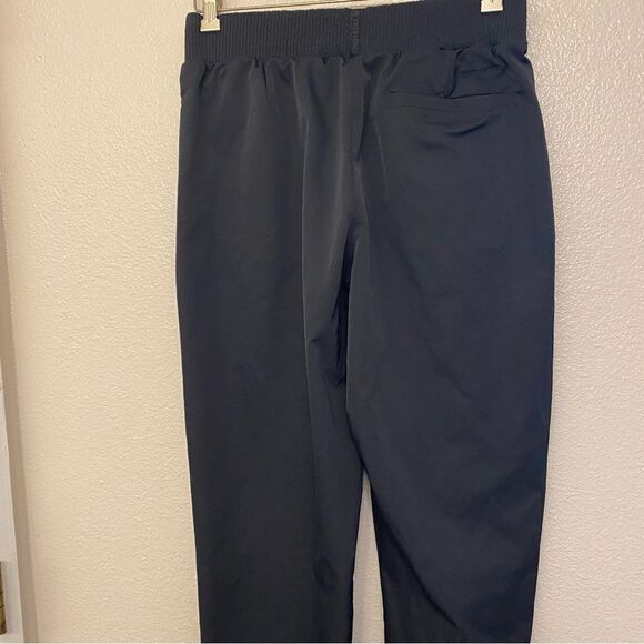 Nike Dri-FIT Tech Pack High-Waisted Joggers Black Trousers women’s  gorpcore M - Picture 5 of 16